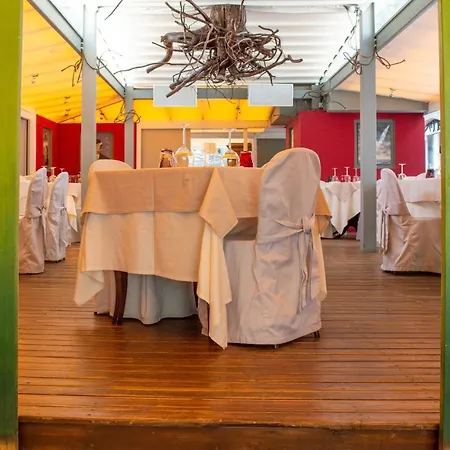 La Valle Dei Caprioli Village Park - Freelandia Azienda Agricola 3* Montescudo