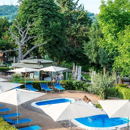 La Valle Dei Caprioli Village Park - Freelandia Azienda Agricola 3*