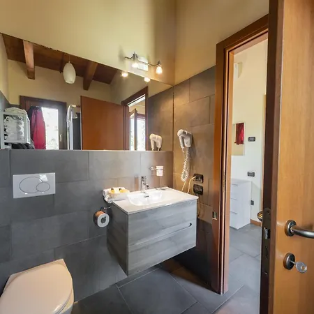 La Valle Dei Caprioli Village Park - Freelandia Azienda Agricola 3*